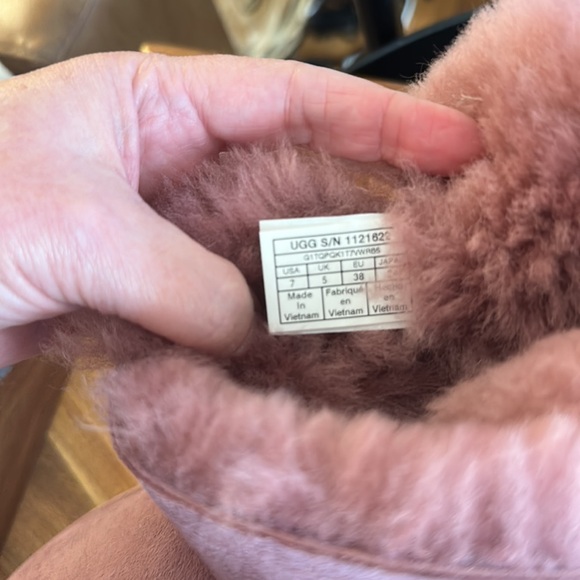 UGG BAILEY FLEX SUEDE MINI SHEARLING LINED BOOTS - Picture 8 of 9